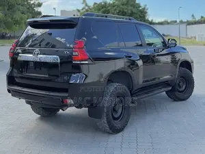 Toyota Land Cruiser Prado 2.8 2020 Black