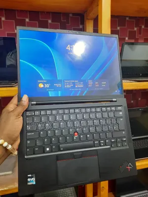 Laptop Lenovo ThinkPad X1 Carbon 16GB Intel Core i7 SSD 512GB