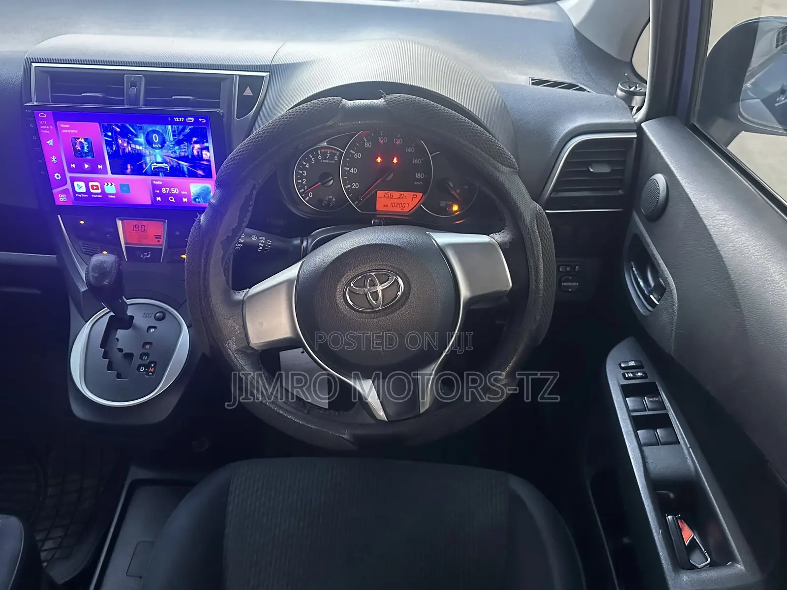 Toyota Ractis 2010 Blue