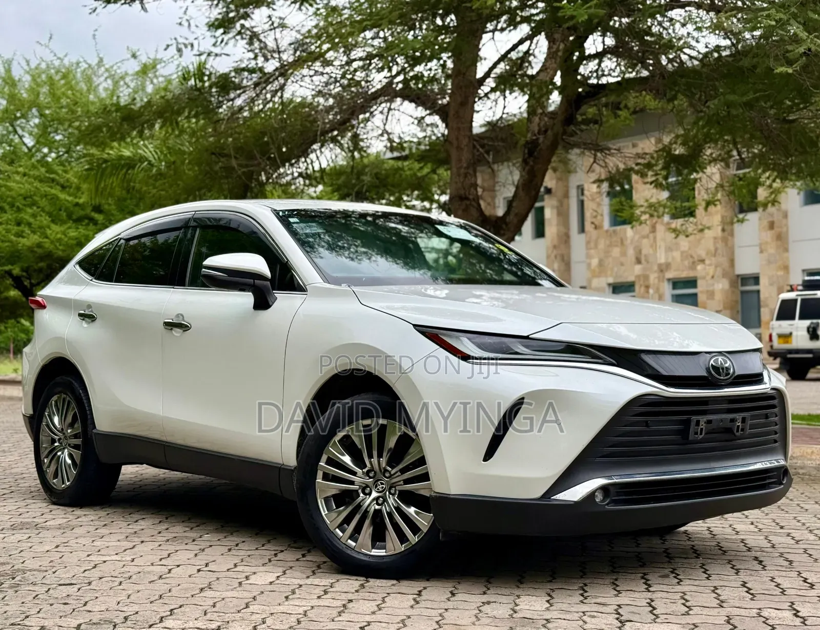 Toyota Harrier 2020 Pearl