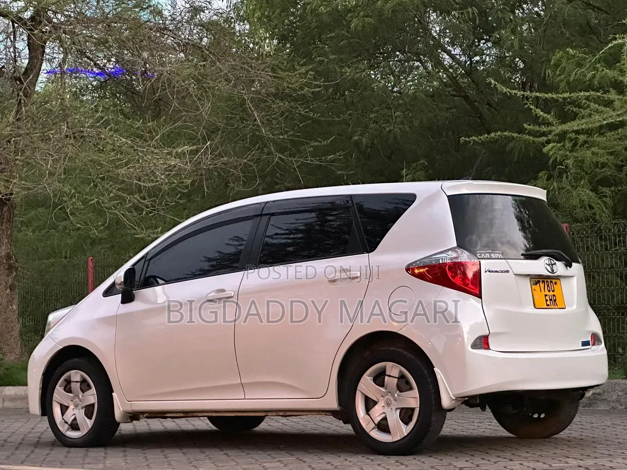 Toyota Ractis 2012 White