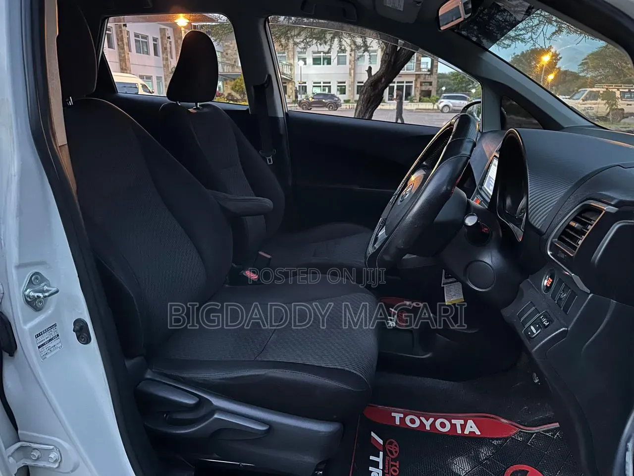 Toyota Ractis 2012 White