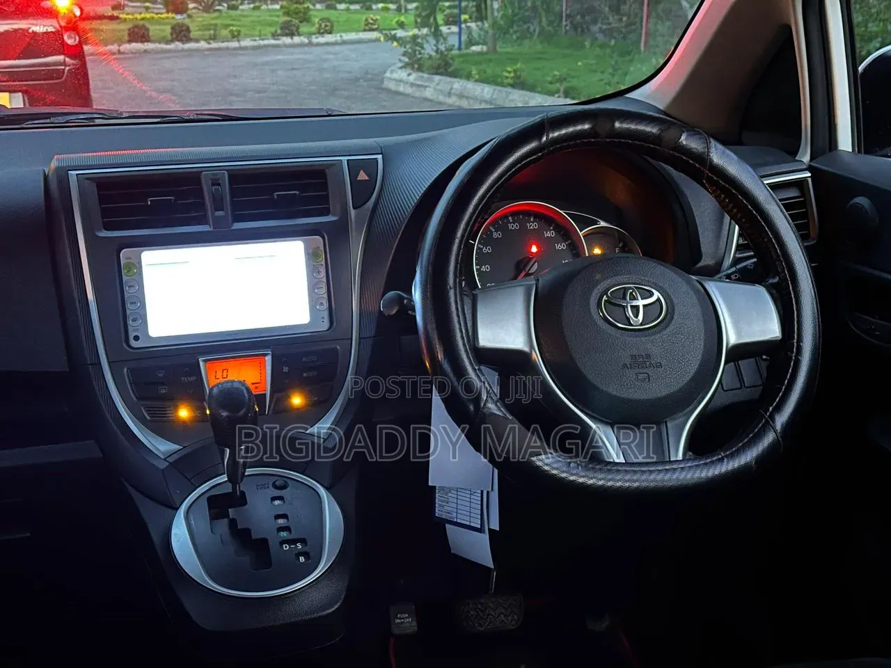 Toyota Ractis 2012 White