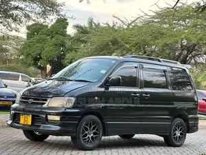 Toyota Noah 2.0 FWD (8 Seater) 2001 Black
