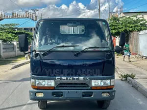 Mitsubishi Canter 1999 Black