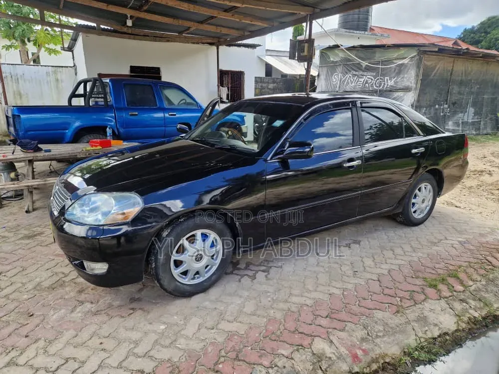 Toyota Mark II 2.0 AWD 2002 Black