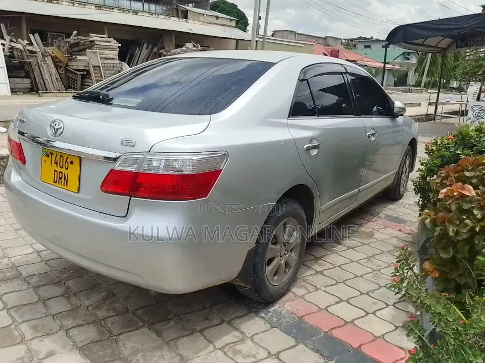 Toyota Premio 2009 Silver