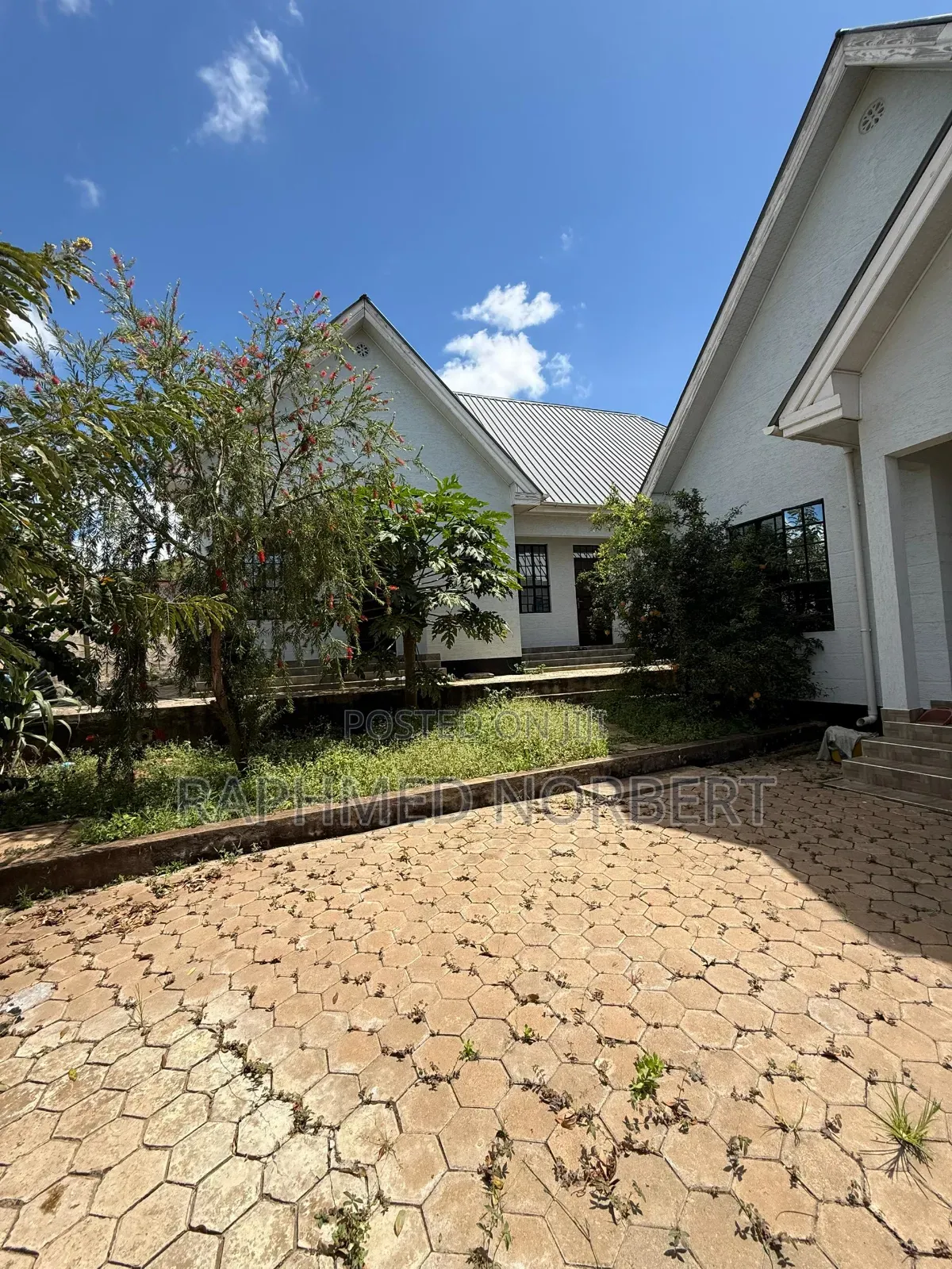 2bdrm Apartment in Tanzania Realestates, Central Business Area for rent