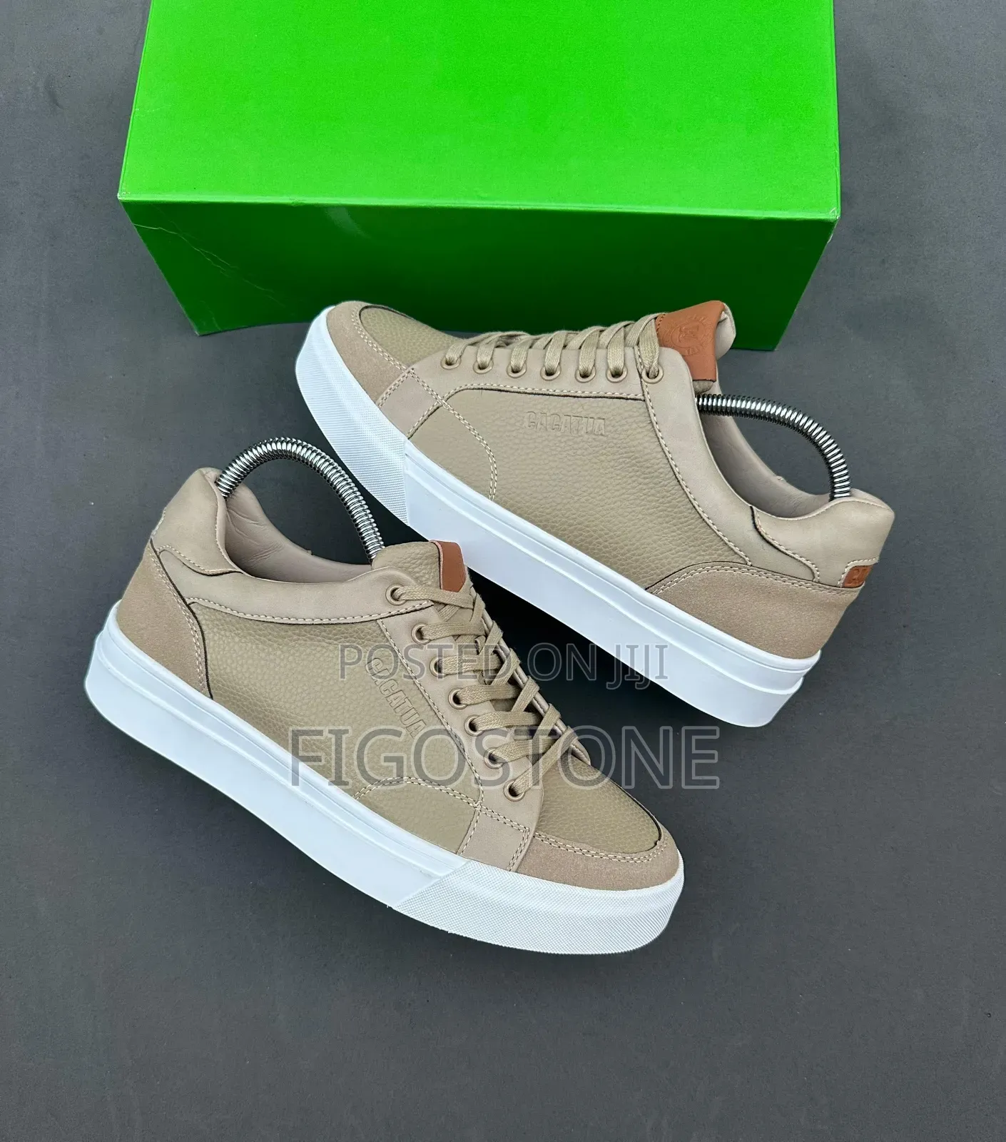 Leather Men's Casual Sneakers