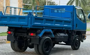 Mitsubishi Canter Tipper