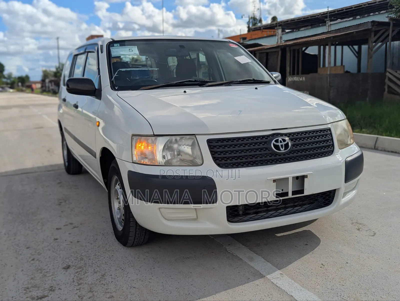 Toyota Succeed 2012 White