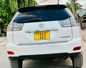 Toyota Harrier 2006 White