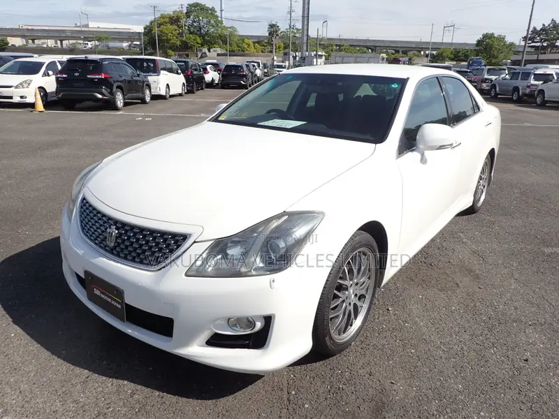 Toyota Crown 2009 Pearl