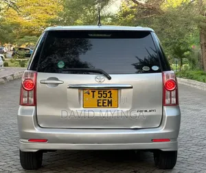 Toyota Raum 2007 Silver