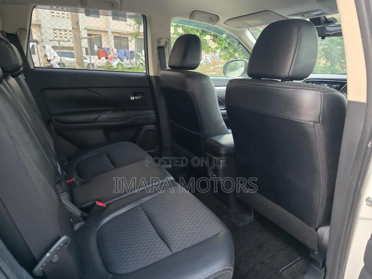 Mitsubishi Outlander 2016 White