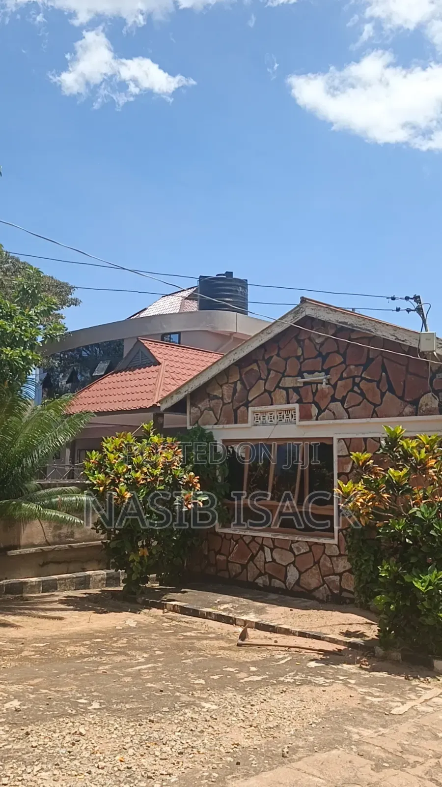 Furnished 3bdrm House in Mkolani for sale