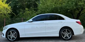Mercedes-Benz E200 2014 Off white