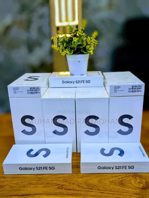 New Samsung Galaxy S21 FE 128 GB Black