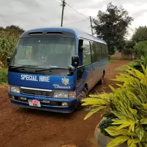 Toyota Coaster 2000 Blue