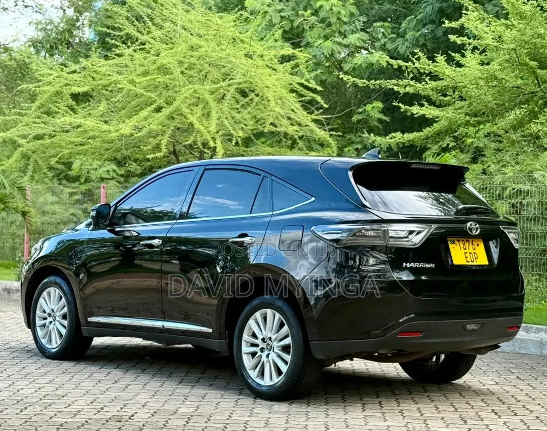 Toyota Harrier 2014 Black