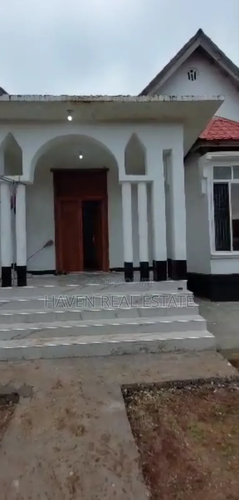 4bdrm Apartment in Mjini for rent