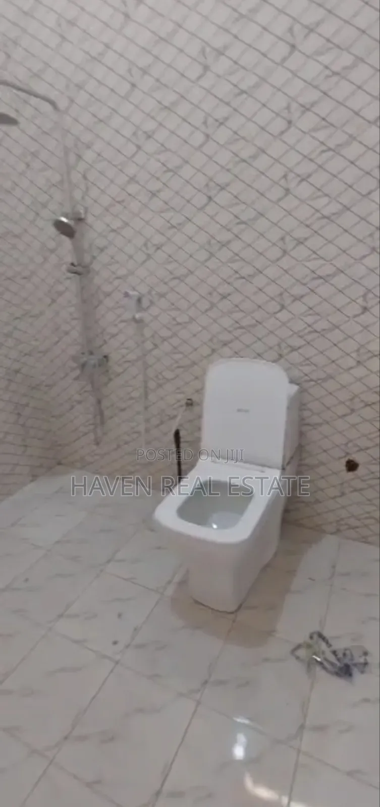 4bdrm Apartment in Mjini for rent