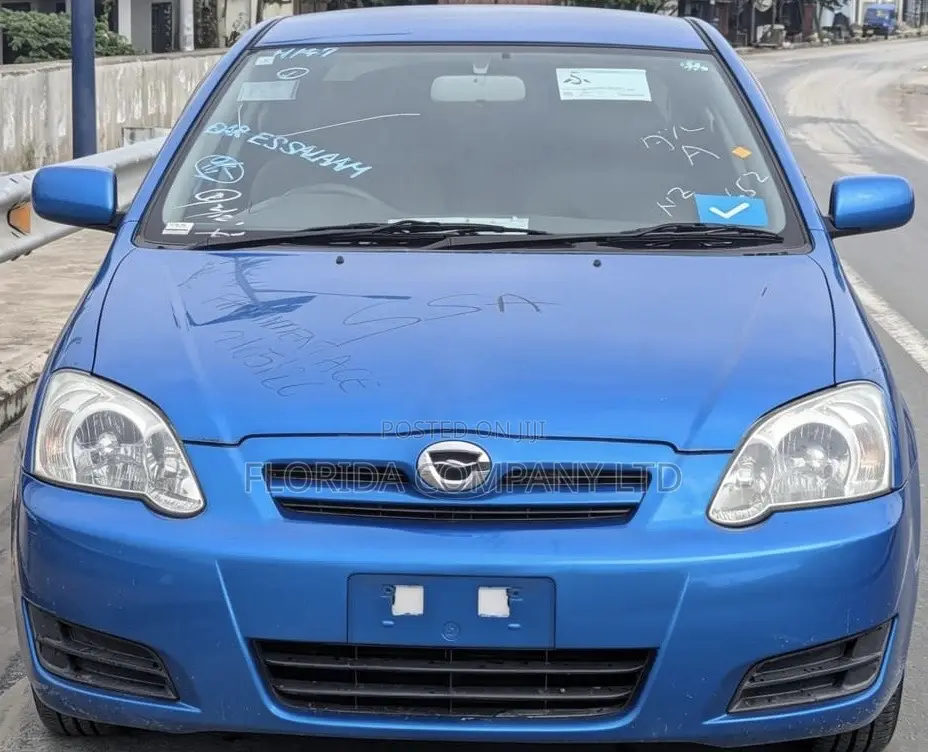 Toyota Corolla RunX 2005 Blue