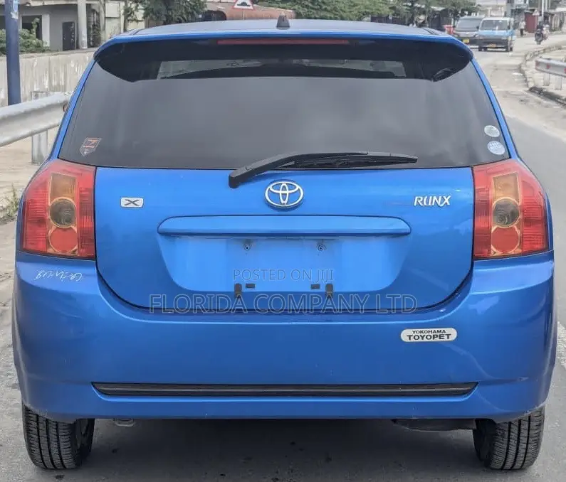 Toyota Corolla RunX 2005 Blue