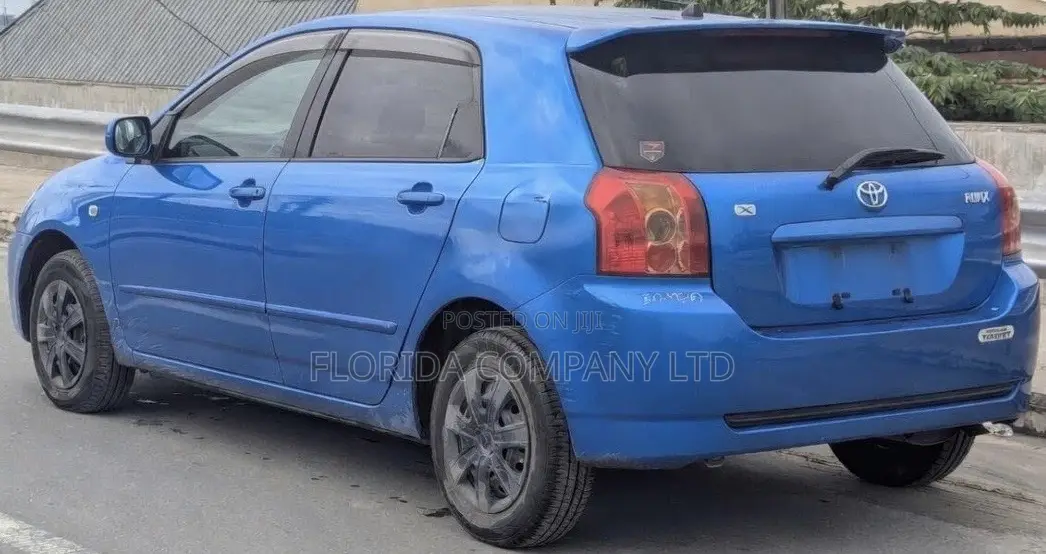 Toyota Corolla RunX 2005 Blue