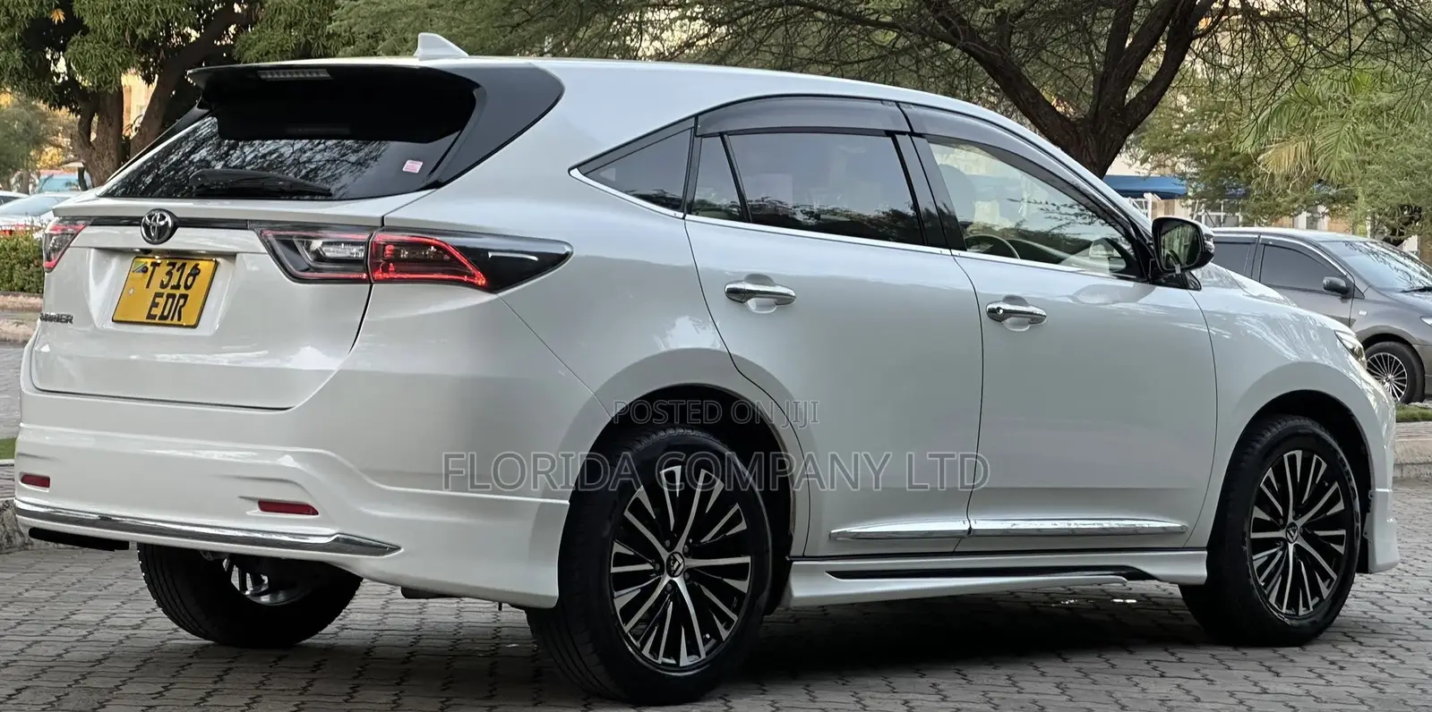 Toyota Harrier 2016 White