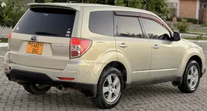 Subaru Forester 2010
