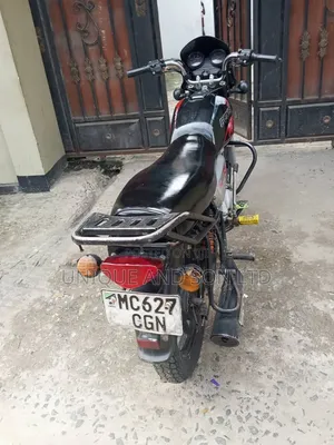 Bajaj Boxer X125 2023 Black