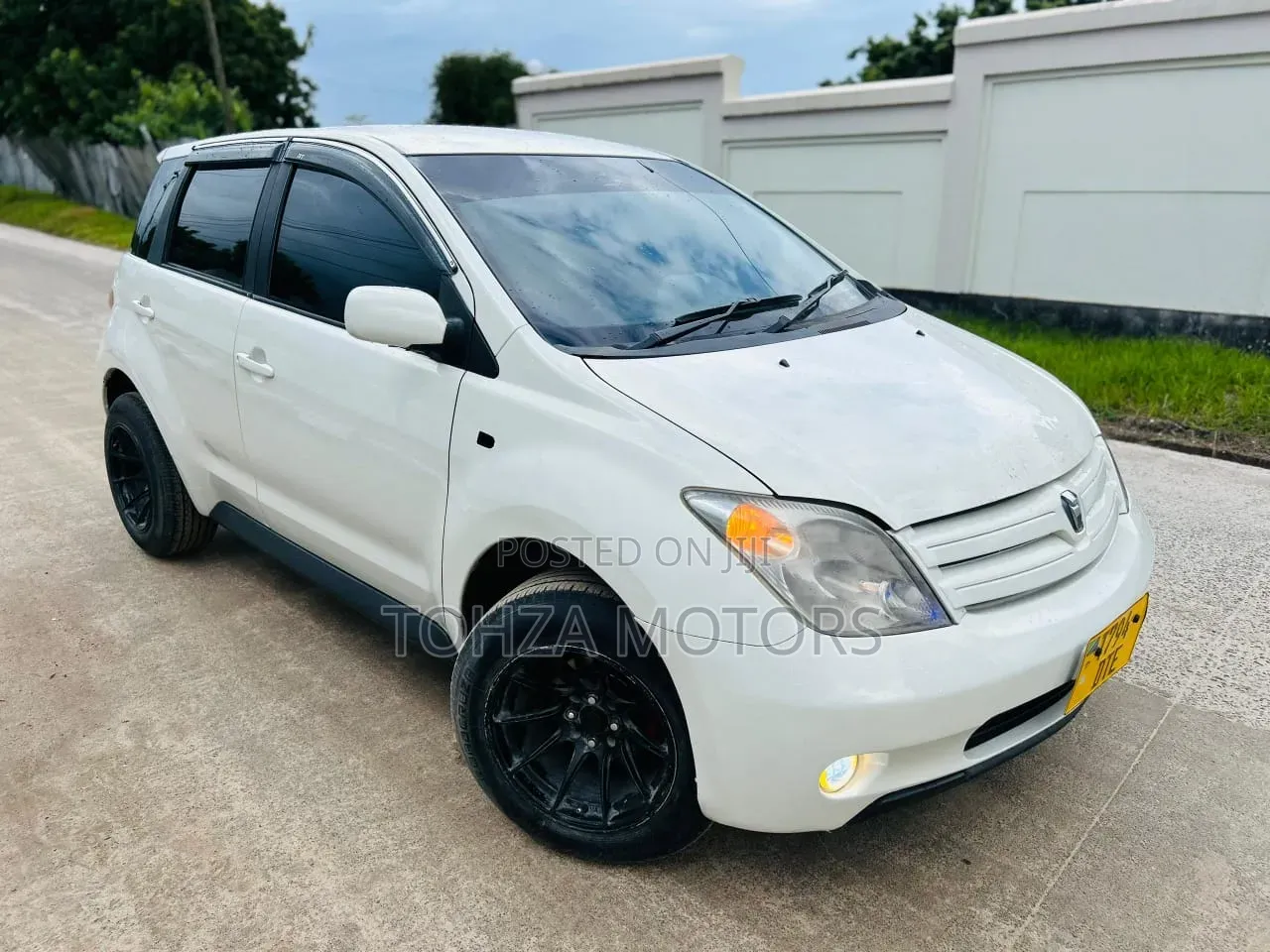 Toyota IST 2004 White