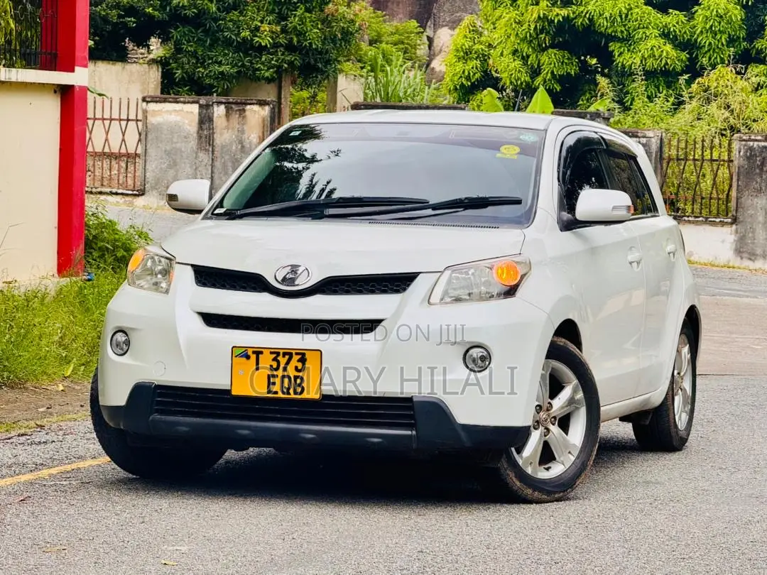 Toyota IST 2008 White