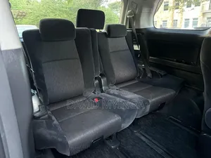 Toyota Alphard 2009 Pearl