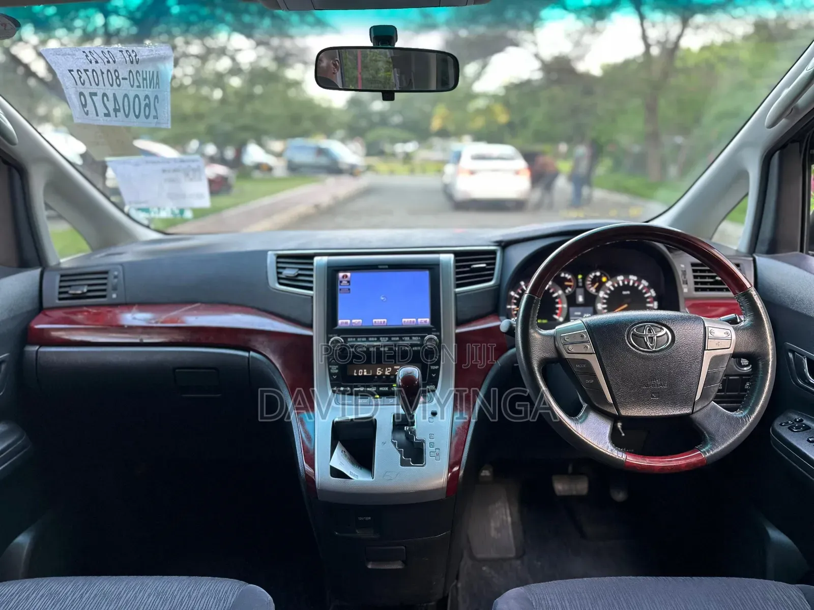 Toyota Alphard 2009 Pearl