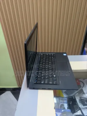 Laptop Dell Latitude E7270 8GB Intel Core i5 SSD 256GB