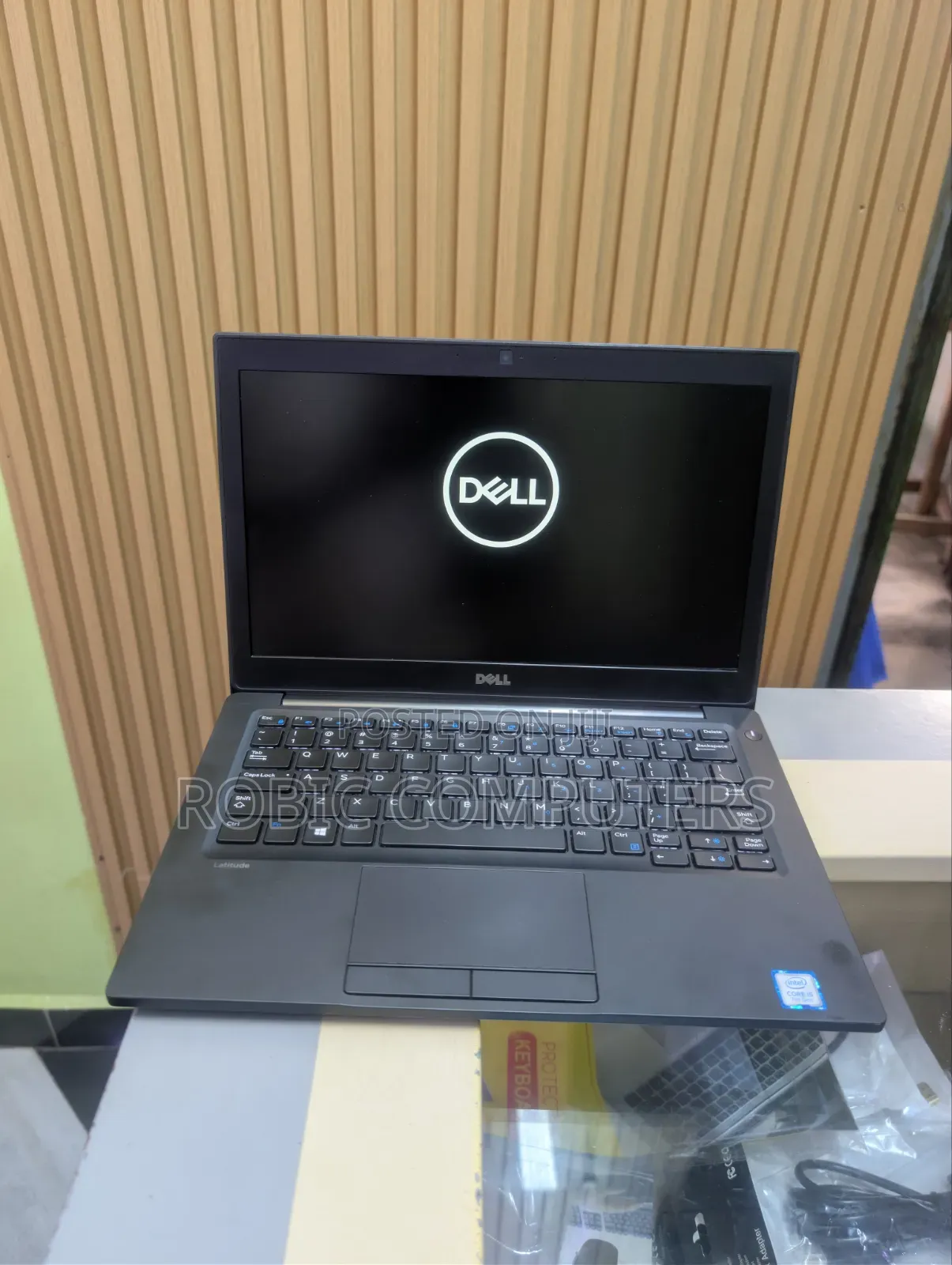 Laptop Dell Latitude E7270 8GB Intel Core i5 SSD 256GB
