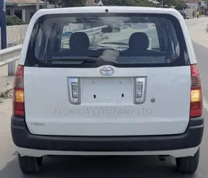 Toyota Succeed 2005 White