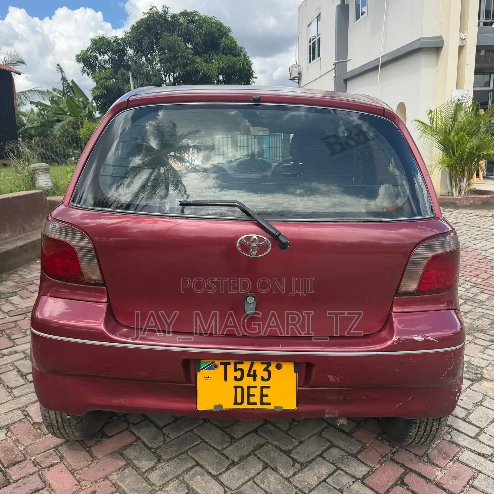 Toyota Vitz 2003 Red