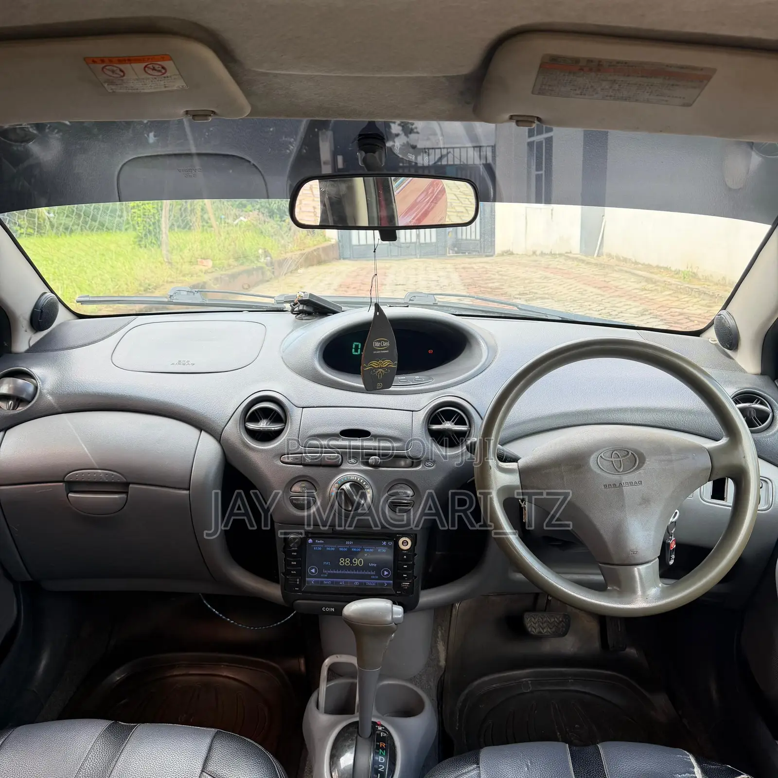 Toyota Vitz 2003 Red