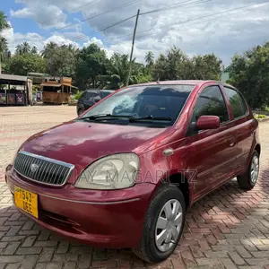 Toyota Vitz 2003 Red