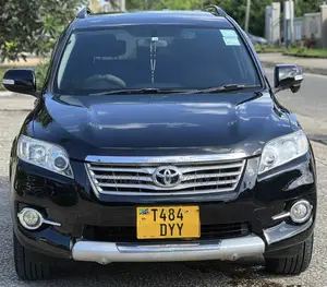 Toyota Vanguard 2011 Black