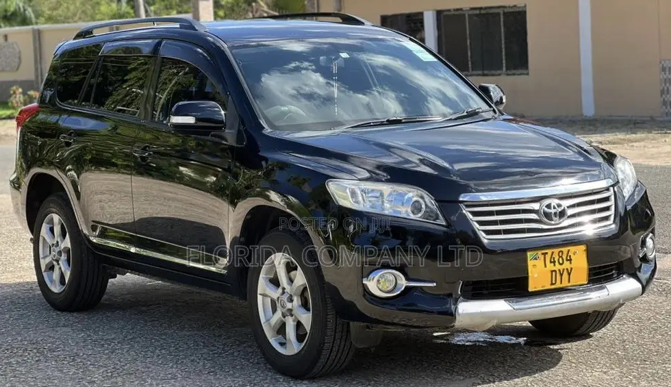 Toyota Vanguard 2011 Black