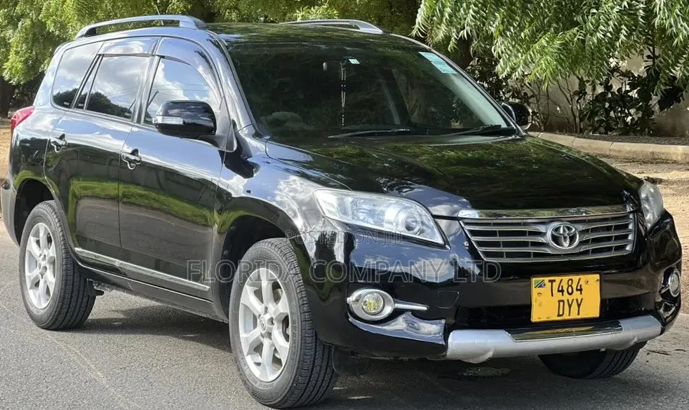 Toyota Vanguard 2011 Black