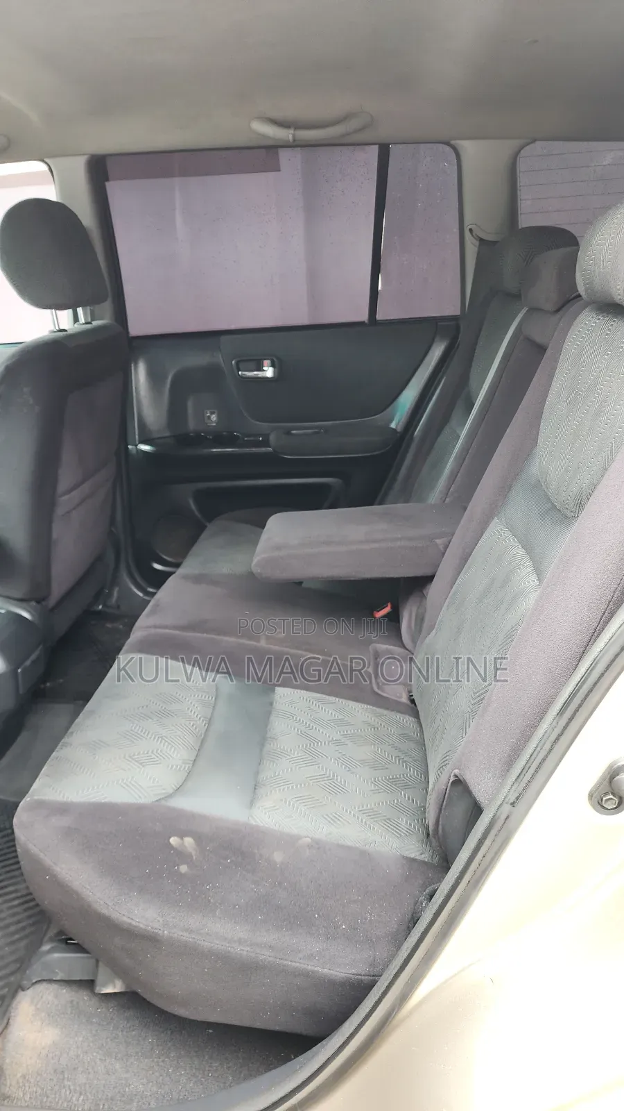 Toyota Kluger 2004 Silver