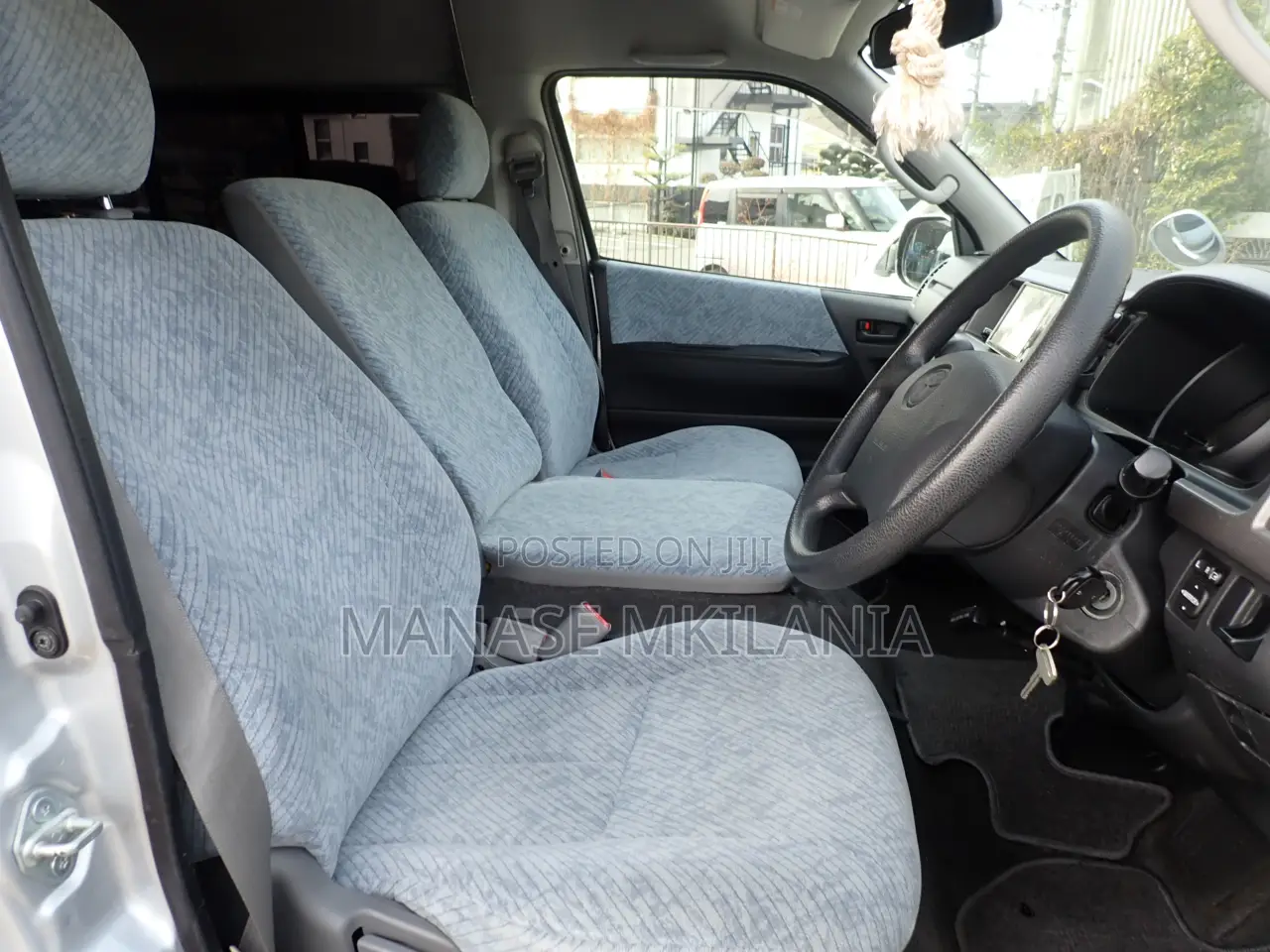 Toyota HiAce 2006 Silver