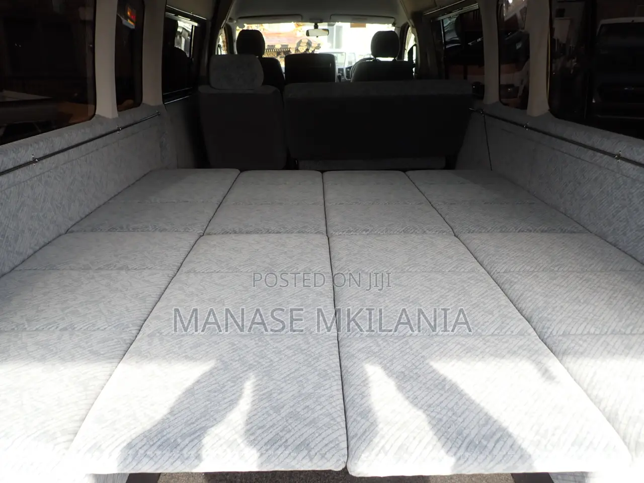 Toyota HiAce 2006 Silver