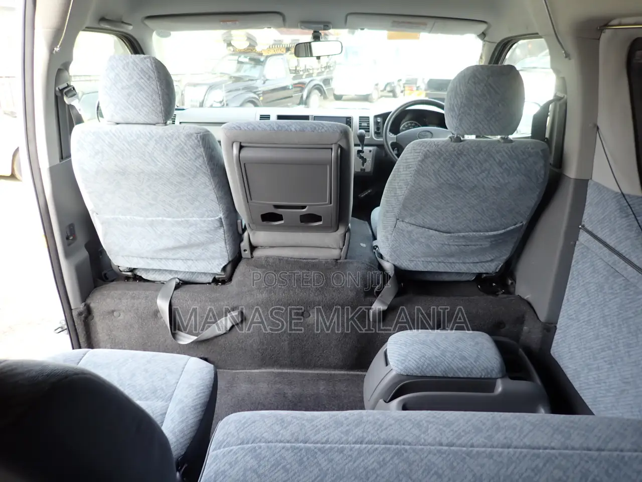 Toyota HiAce 2006 Silver