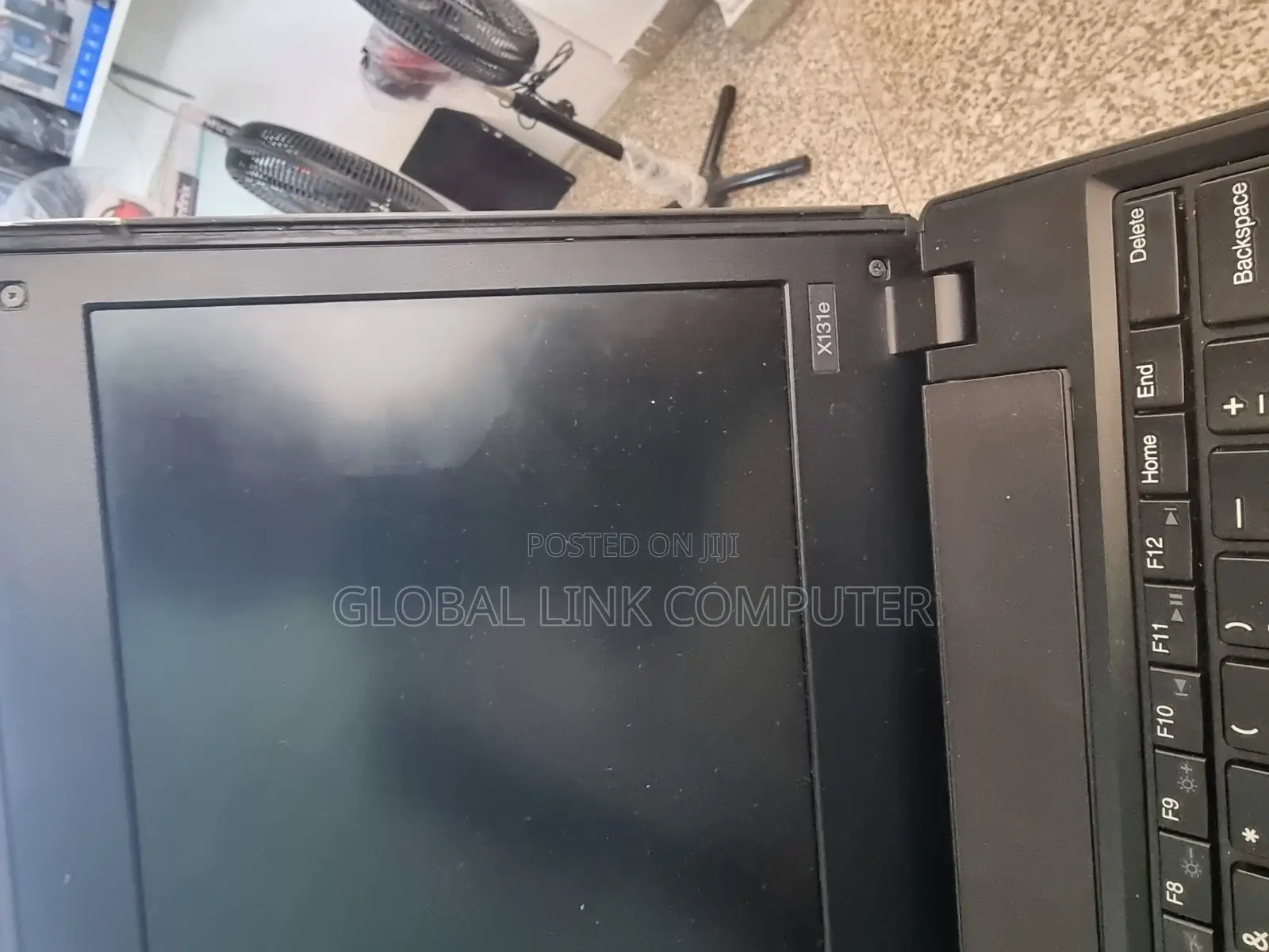 Laptop Lenovo ThinkPad X131e 4GB Intel Pentium HDD 500GB